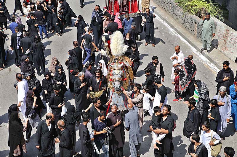 A Large Number Of Mourners Attending The Chehlum Procession To