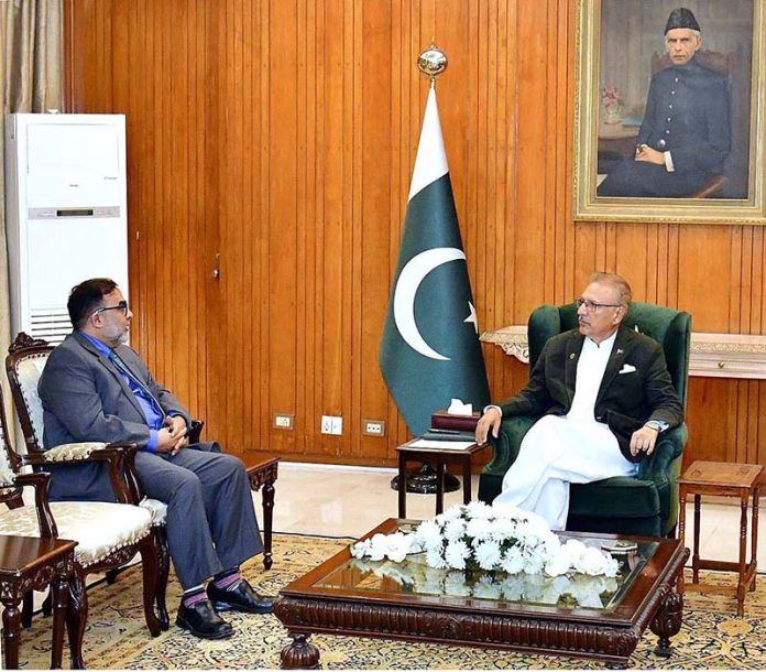 President of the Pakistan Descent Physician Society, Dr. Asif Syed called on President Dr. Arif Alvi at Aiwan-e-Sadr