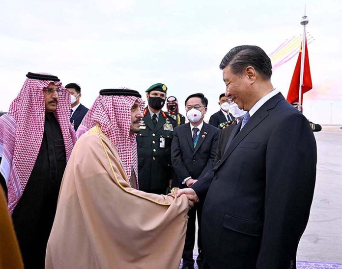 Chinese President Xi Jinping arrives in Saudi Arabia for a three-day visit. He was received by Riyadh’s governor Prince Faisal bin Bandar Al Saud, Foreign Minister Prince Faisal bin Farhan Al Saud