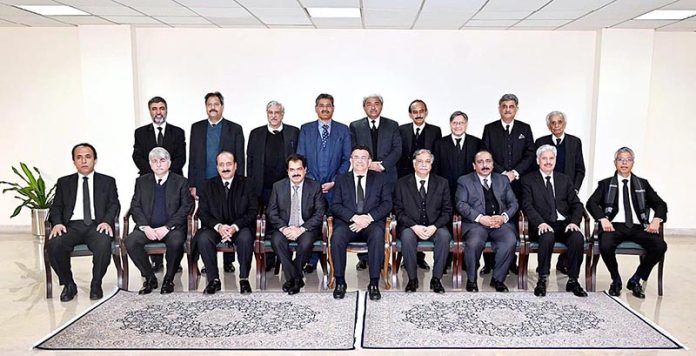 A group photo 20-member delegation of Pakistan Bar Council (PBC) comprising the newly elected Vice Chairman of the PBC and the Chairman Executive Committee PBC along with the former Vice Chairman (PBC) called upon the Hon’ble Chief Justice of Pakistan Mr. Justice Umar Ata Bandial at the Supreme Court of Pakistan, Discussions were held upon wide ranging matters of mutual interest