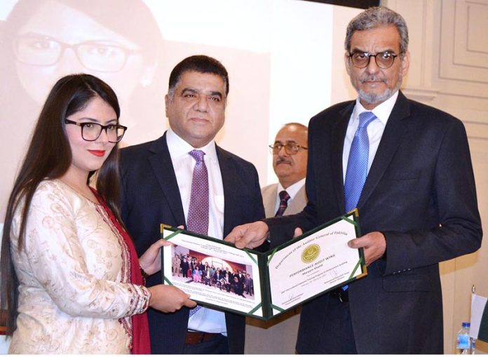 Auditor General of Pakistan, Syed Sajjad Haider giving certificate to the participants in the closing ceremony of Performance Auditing and International Intensive Training Program