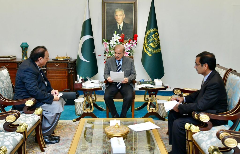 PM, MNAs discuss overall political situation