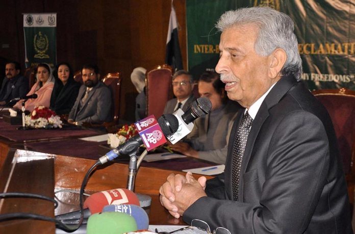 Federal Minister for Education, Professional Training Rana Tanveer Hussain addressing during the closing ceremony competitions on 