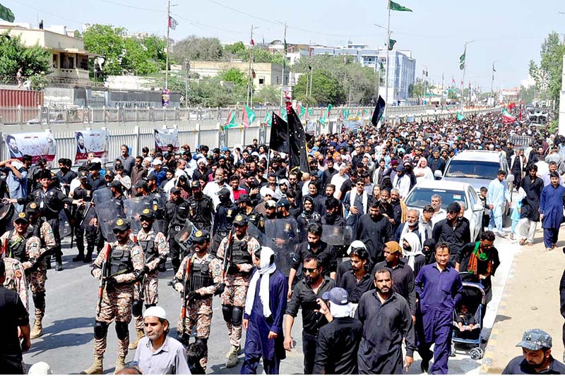 A large number of participants offering Namaz -E-Zuhr during mourning procession on the occasion of Youm-e-Ali (A.S.), the day of martyrdom on 21st Ramadan- ul-Mubarak, passing through MA Jinnah Road