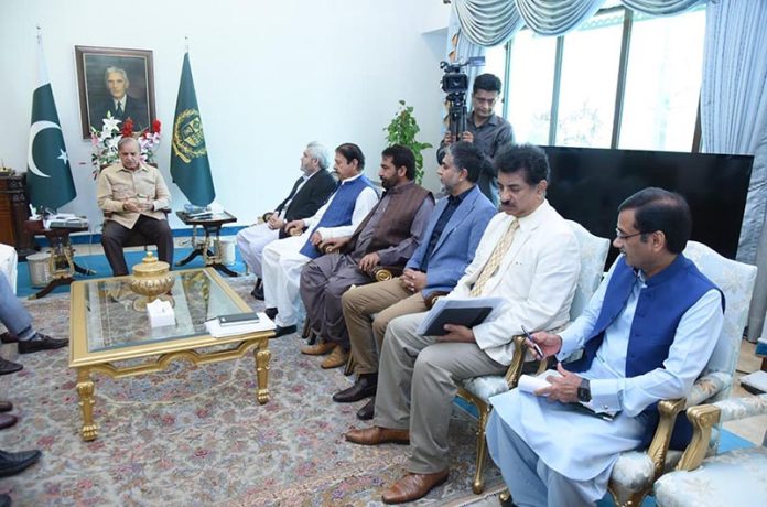 A delegation of PML-N leadership from Balochistan calls on Prime Minister Muhammad Shehbaz Sharif