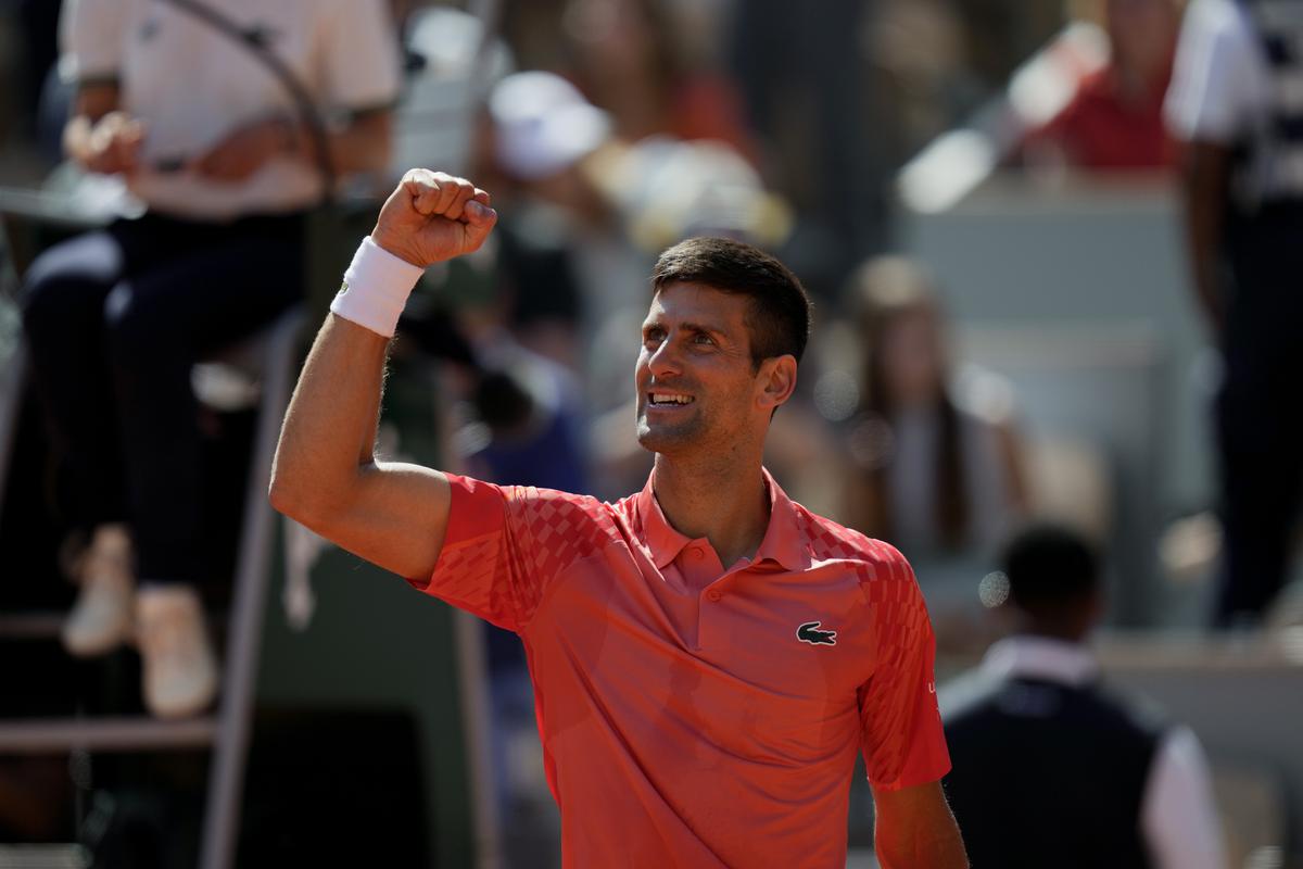 Djokovic, Alcaraz into French Open quarters as showdown looms