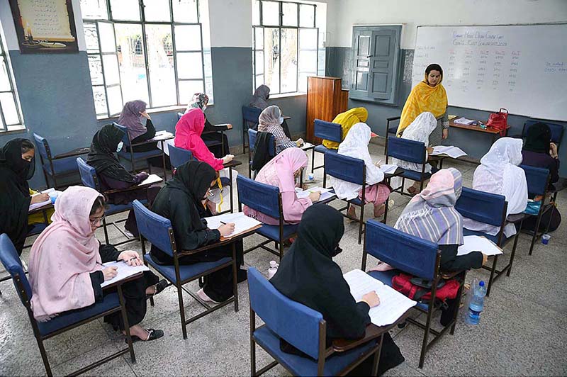 Matric students across KPK participate in Goodwill and CUSIT Talent  Scholarship Test held by Peshawar Model