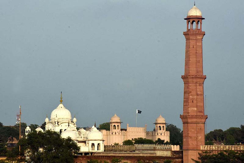 An outer view of Samadhi Ranjit Singh. The Samadhi of Ranjit Singh is a 19th-century building in Lahore, Pakistan that houses the funerary urns of the Sikh Maharaja Ranjit Singh. It is located adjacent the Lahore Fort and Badshahi Mosque, as well as the Gurdwara Dera Sahib, which marks the spot where the fifth guru of Sikhism, Guru Arjan Dev. Its construction was started by his son and successor, Maharaja Kharak Singh, after the ruler's death in 1839, and completed nine years later. It overlooks the Hazuri Bagh, built by Ranjit Singh, to its south