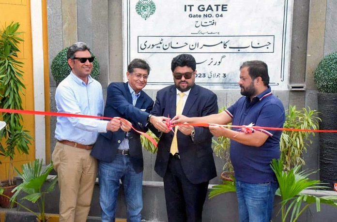 Governor inaugurates Sindh I.T Gate