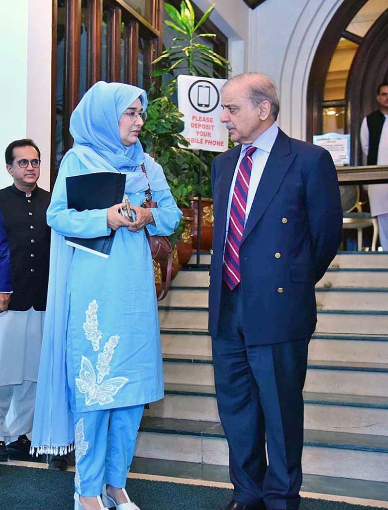 Dr Fowzia Siddiqui Dr Aafia Siddiqui’s sister calls on Prime Minister Muhammad Shehbaz Sharif