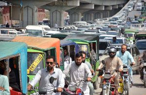  A massive view of traffic jam in front of High Court. 