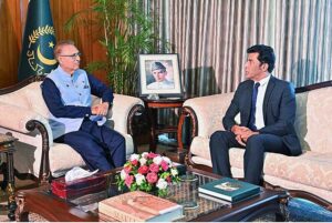 Pakistan’s Ambassador-designate to Bangladesh, Syed Ahmad Maroof, called on President Dr. Arif Alvi, at Aiwan-e-Sadr. 