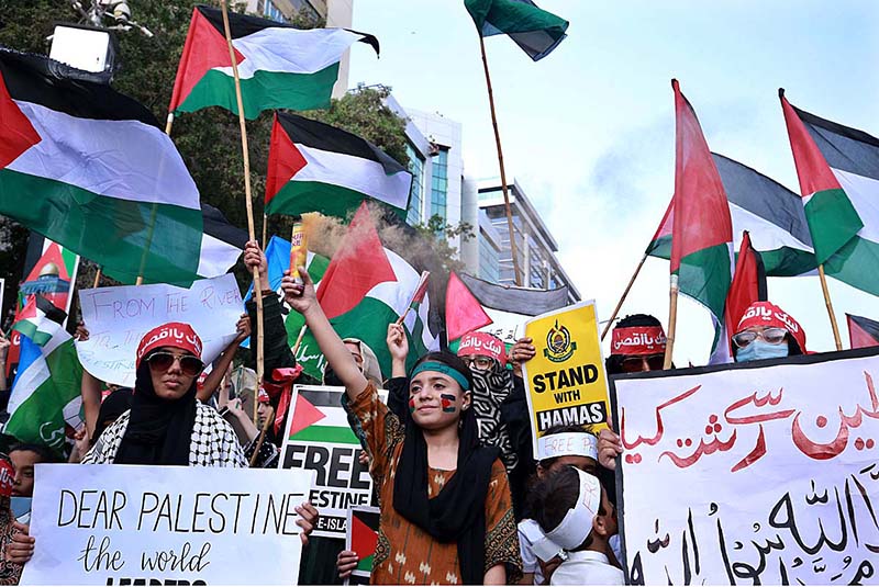 A large number of people participates in"Al Aqsa Palestine March" organized by JI at Shahrah-e-Faisal