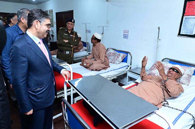 Caretaker Prime Minister Anwaar Ul Haq Kakar Visits Patients Who