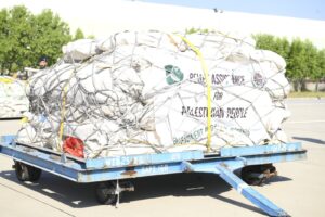 Pakistan sends 100 tons humanitarian aid for Palestinians via Egypt