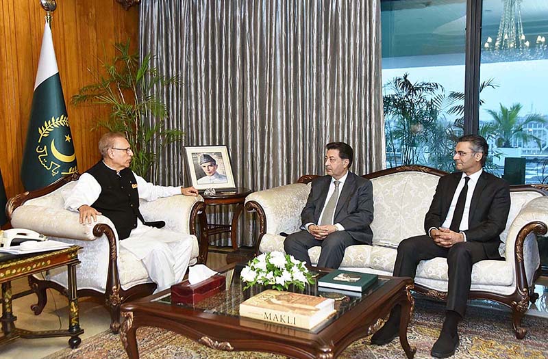 Chief Election Commissioner of Pakistan, Sikandar Sultan Raja, along with the Attorney General for Pakistan, Mansoor Usman Awan, and four members of the Election Commission of Pakistan, came to meet President Dr. Arif Alvi, at Aiwan-e-Sadr