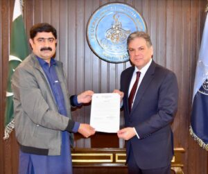 DG FIA awards letters of appreciation to Deputy Directors Afzal Khan Niazi, Majid Manzoor Awan