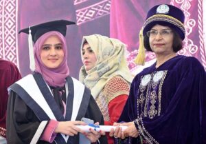 Vice Chancellor Shaheed Mohtarma Benazir Bhutto Medical University Prof. Dr. Nusrat Shah awarding gold medal among the position holder doctors during 5th convocation of SMBBMUL