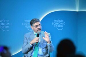 Caretaker Prime Minister Anwaar-ul-Haq Kakar expressing his views at the Trade Tech's Trillion-Dollar Promise session of the World Economic Forum. 