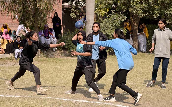 Players in action during inter-collegiate Girls Handball tournament ...