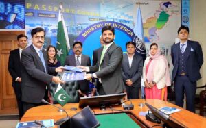 FIA Director Anti Human Smuggling (AHS) Israr Ahmed Khan and SSDO ...