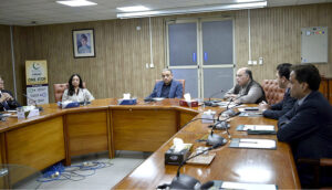 Federal Minister newly appointed, the Board of Investment BIO, Mr. Abdul Aleem Khan is is being briefed by Additional Secretary Ambreen Iftakhar and Executive Director Khashi ur Rehman during his first official act after assuming charge. Mr. Khan paid an inaugural visit to BOI following his oath-taking ceremony accompanied by 19 members of the new cabinet of Prime Minister Shahbaz Sharif