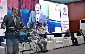 Chairman Prime Minister’s Youth Programme Rana Mashhood Ahmed Khan and Chairman HEC Prof. Dr. Mukhtar Ahmed inaugurating "Bridging the Academia-Industry Gap" organized by HEC & Microsoft at HEC.