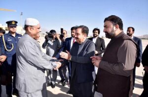 President Asif Ali Zardari was received by the Governor Balochistan, Jaffar Khan Mandokhail and the Chief Minister Balochistan, Mir Sarafraz Ahmed Bagti during his first official visit.