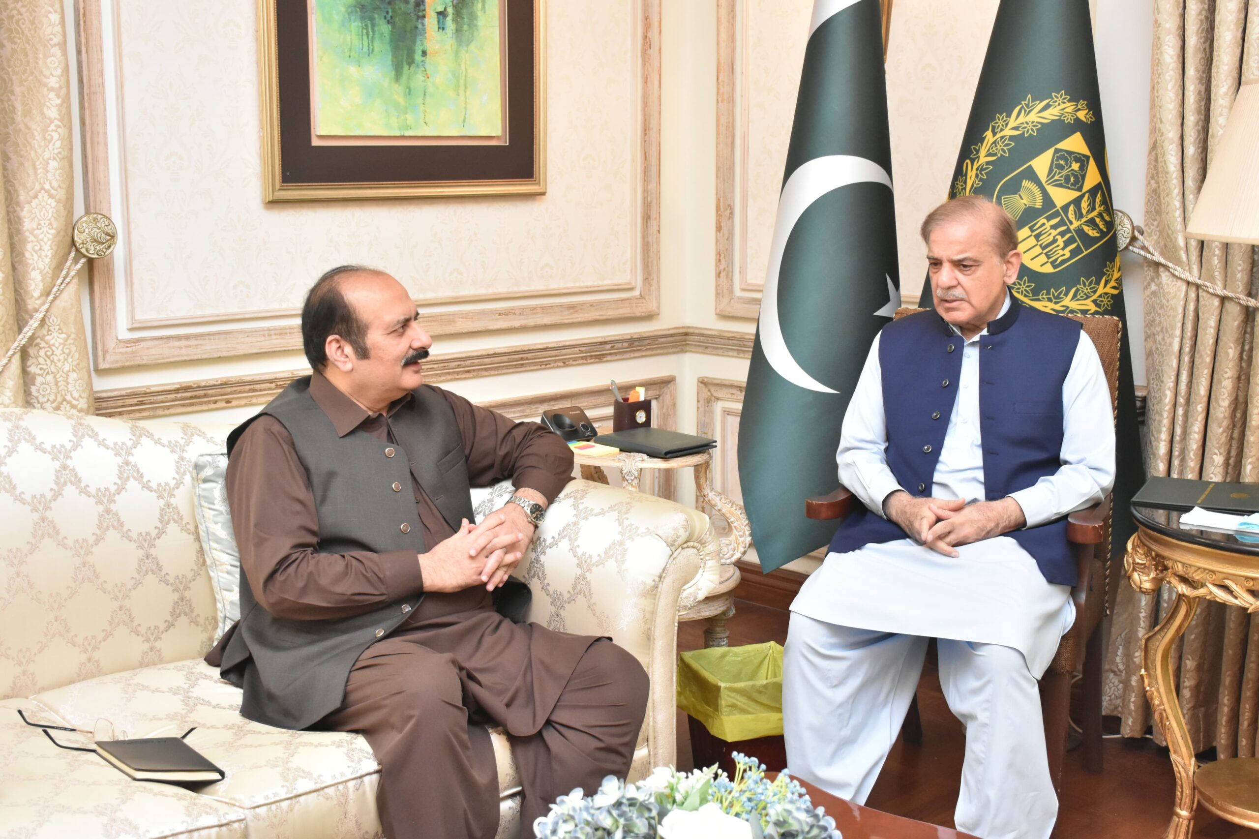 Former federal minister calls on PM