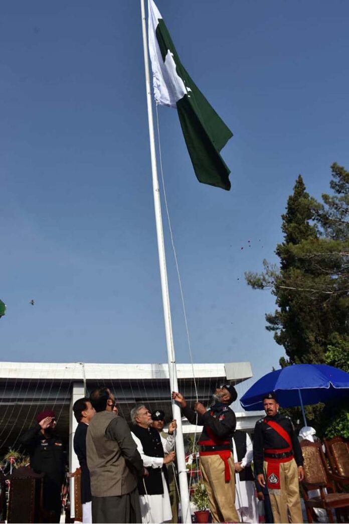 Deputy Prime Minister Mohammad Ishaq Dar hoisted the national flag at the lawn of Balochistan Assembly during a ceremony held on Wednesday to mark the 78th Independence Day of Pakistan