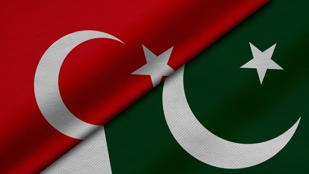 Türkiye ve Pakistan ticaret ve yatırım faaliyetlerini geliştirme konusunda anlaştı