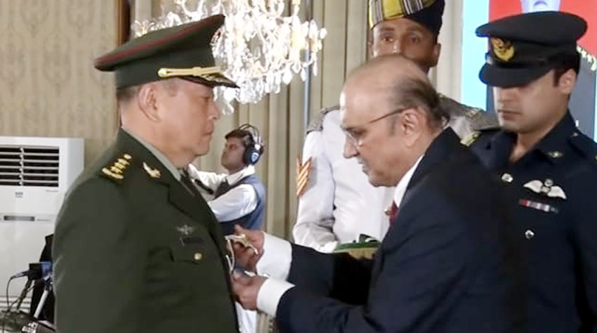 President Zardari confers Nishan-i-Imtiaz (Military) award on Chinese ...