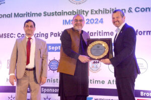 Secretary General of International Maritime Organization (IMO) Arsenio Dominguez giving a memento on the conclusion of International Maritime Sustainability Exhibition and Conference Pakistan 2024 at a local hotel