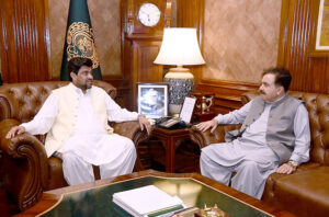 Balochistan Governor, Sheikh Jaffar Khan Mandokhail in a meeting with Sindh Governor, Kamran Khan Tessori at Governor House.