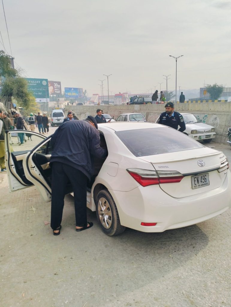 ICT Police conducts grand search operation in Saddar zone