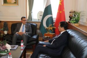 Ambassador Hashmi holds meeting with Laos envoy in Beijing