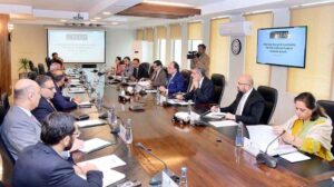 Federal Minister for Finance and Revenue, Senator Muhammad Aurangzeb, meets with a delegation of the Mutual Funds Association of Pakistan (MUFAP) to discuss mutual fund industry growth and investment promotion.