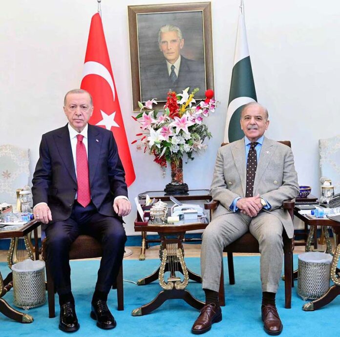 Prime Minister Muhammad Shehbaz Sharif and Turkish President, Recep Tayyip Erdogan meeting