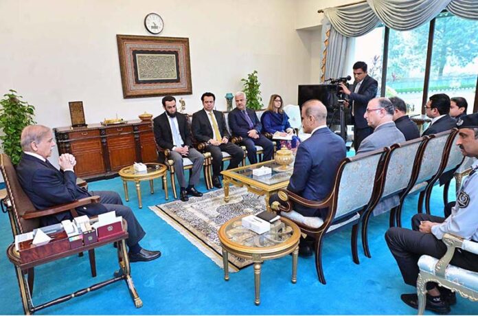 Prime Minister Muhammad Shehbaz Sharif met FIA and IB officials who nabbed notorious gang leader involved in human trafficking