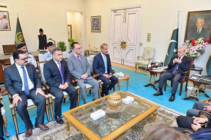 Prime Minister Muhammad Shehbaz Sharif met FIA and IB officials who nabbed notorious gang leader involved in human trafficking