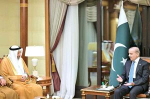 Saudi Investment Minister H.E. Khalid Al-Falih and Head of the Joint Task Force for Economic Engagement H.E. Mohammad Al-Tuwaijri call on Prime Minister Muhammad Shehbaz Sharif.