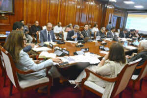 Senator Sherry Rehman chairs the Senate Standing Committee on Climate Change and Environmental Coordination to review the draft Green Taxonomy at the State Bank of Pakistan.