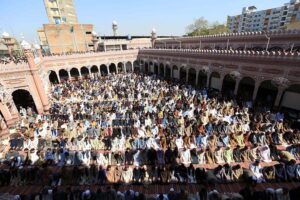 A large number of faithful offering first Friday prayer of Holy Fasting Month of Ramzanul Mubarak in Sunehri Masjid