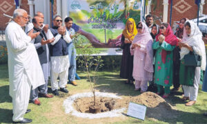 Former MPA Punjab Fozis Ayub Qureshi and others offering Dua on the occasion of World Forest Day Tree Plantation Campaign at Museum