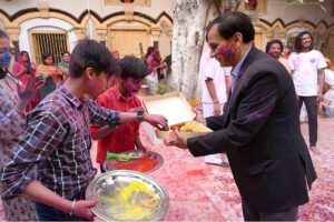 Hindu community celebrating Holi, the Hindu Festival of color organized by Hum Log at Kala Bari Mandir.