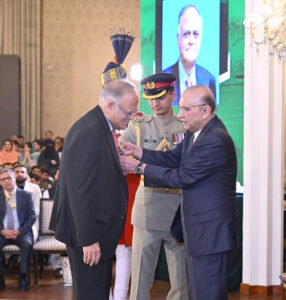 President Asif Ali Zardari conferring the award of Hilal-i-Imtiaz upon Mr Javed Jabbar in recognition of his services in the field of Literature, at the investiture ceremony to confer the insignias of Civil Awards, held at Aiwan-e-Sadr.