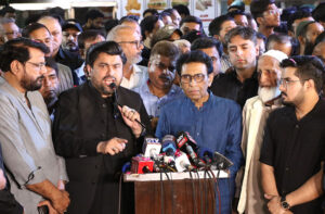 Governor Sindh Kamran Khan Tessori along with Federal Minister Dr. Khalid Maqbool Siddiqui talking to Media during visit at Aisha Manzil Federal B. Area.